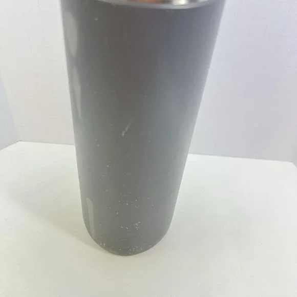 Stanley Quick Flip GO Water Bottle 24 Oz Push Button Lid Leakproof Charcoal Gray - Picture 10 of 15
